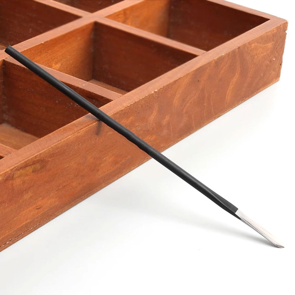 Betued pedicure knife packaging displaying single knife included in set.