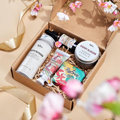 BFFLOVE Cherry Blossom Spa Set scented candle enhances calm moments