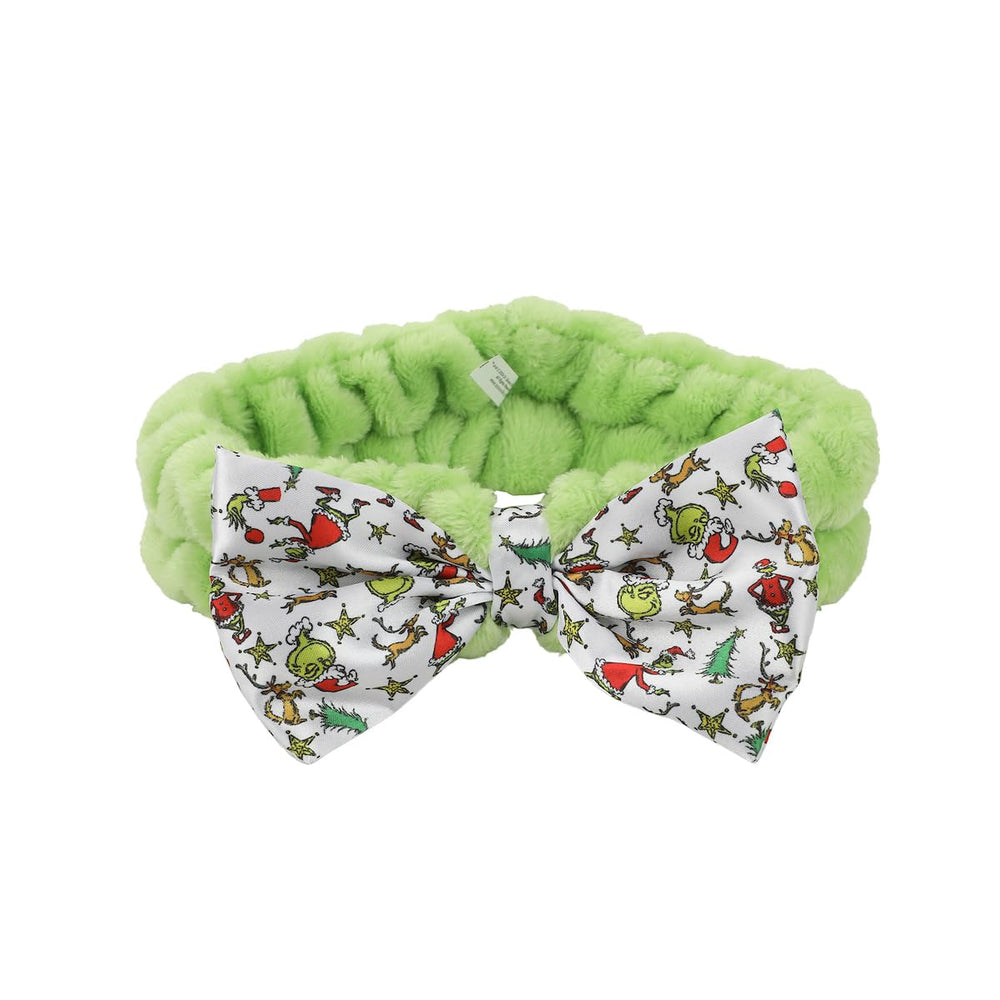 Bioworld Grinch storage container keeps accessories organized for travel