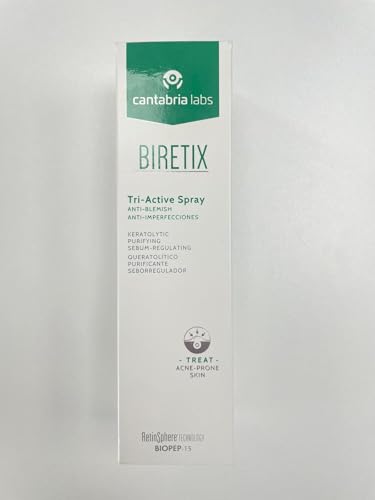 Biretix Tri-Active Spray closeup ingredients emphasizes exfoliating actives.