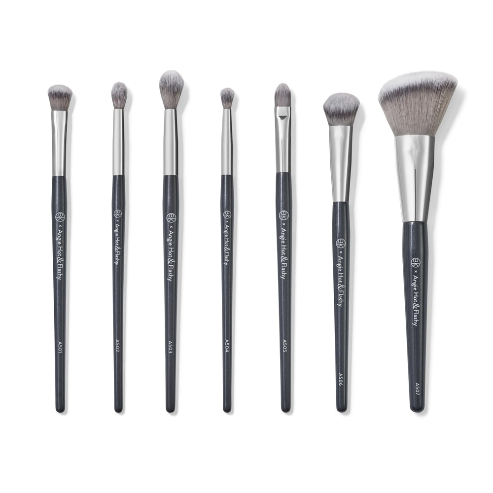 BK Beauty Angie Hot & Flashy 7PC brush set offers precise, smooth makeup application on the face.