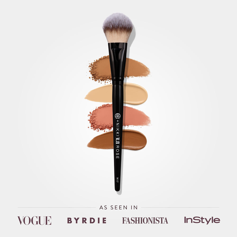 BK BEAUTY Nikki La Rose N17 paddle brush close-up enables precise blending.