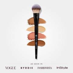 BK BEAUTY Nikki La Rose N17 paddle brush close-up enables precise blending.