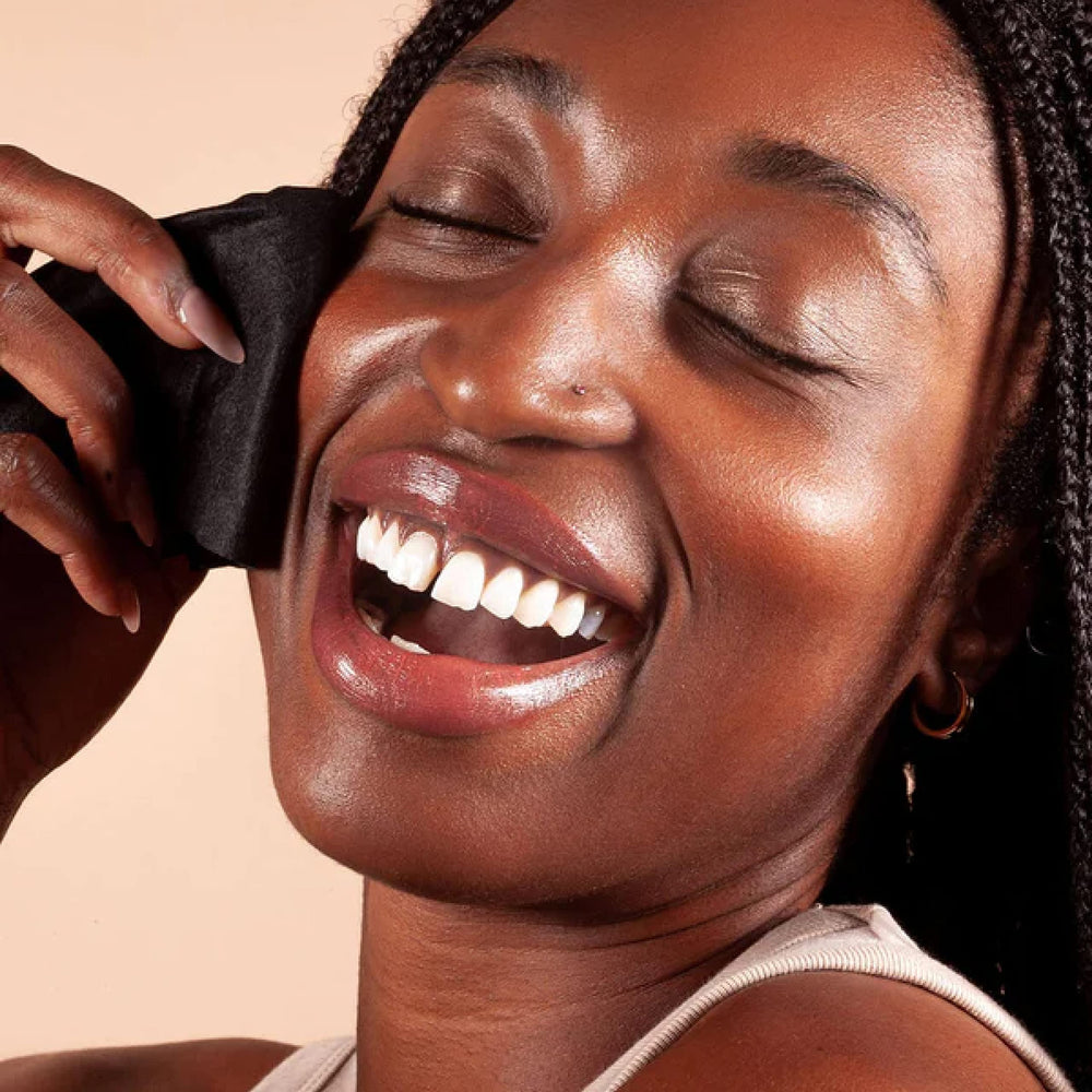 BLAQ travel size pack ready for on-the-go cleansing.