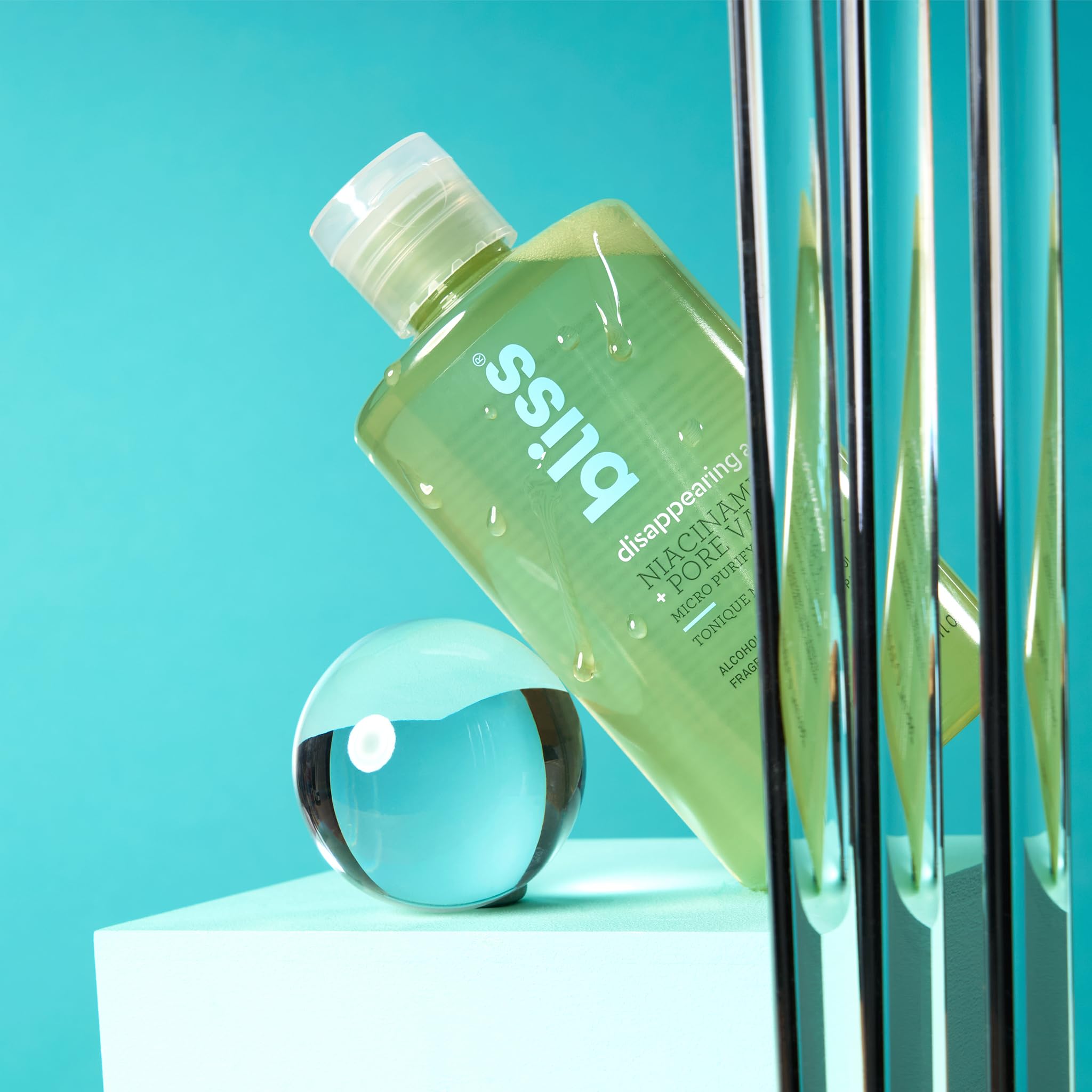 Bliss Toner pores-minimized closeup suggests refined pores.
