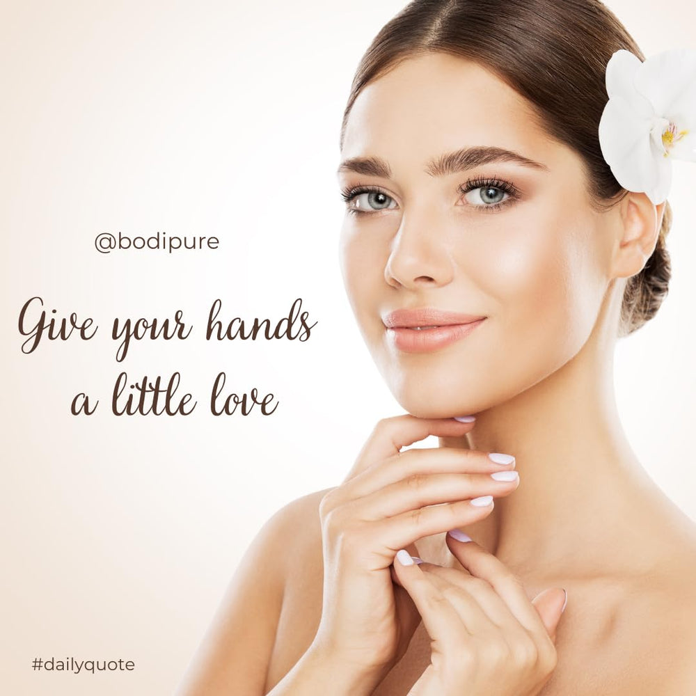 Bodipure Hand Mask Keratin Gloves feature natural chemical-free formula.