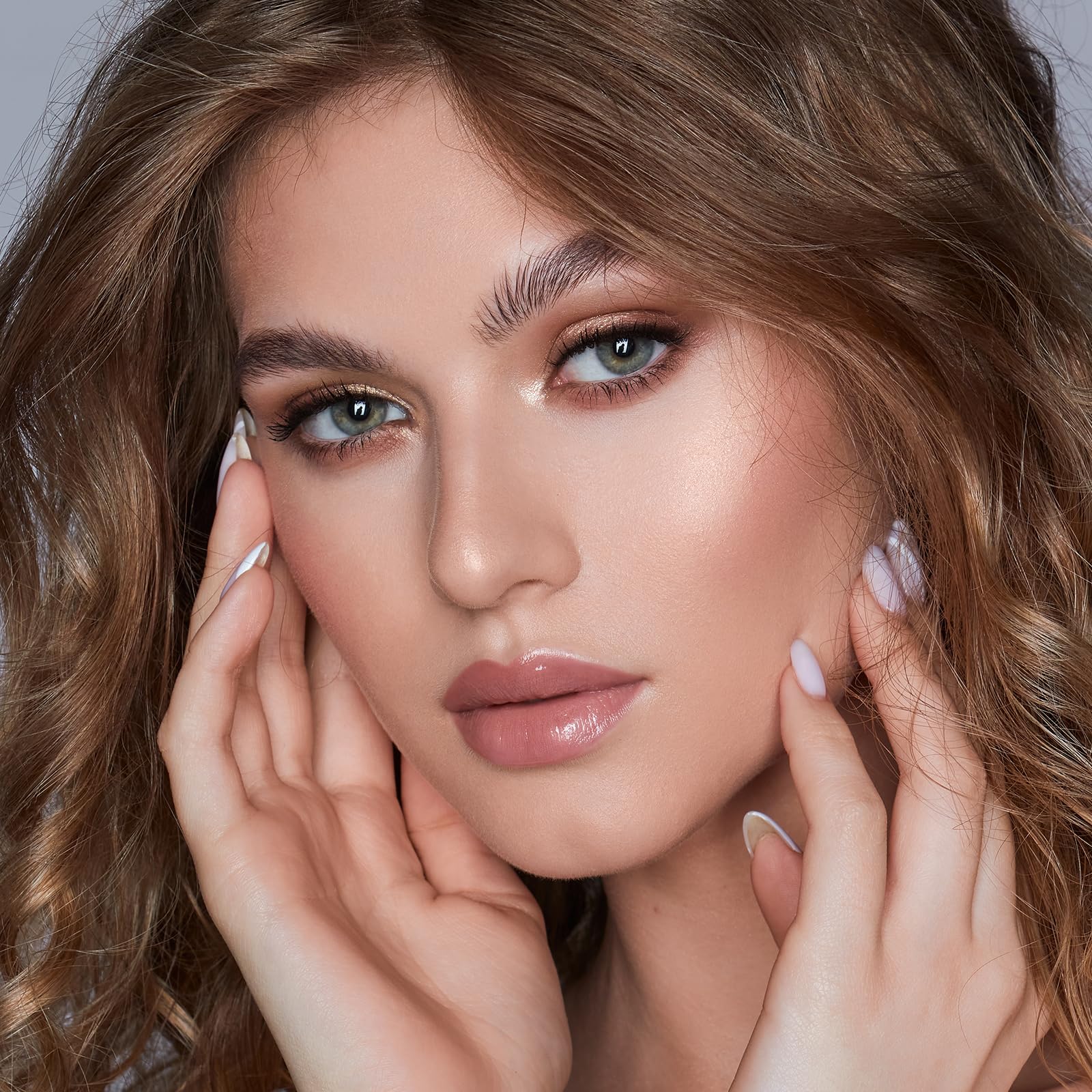 Boobeen Nude swatches on skin demonstrate pigment payoff and true undertones.