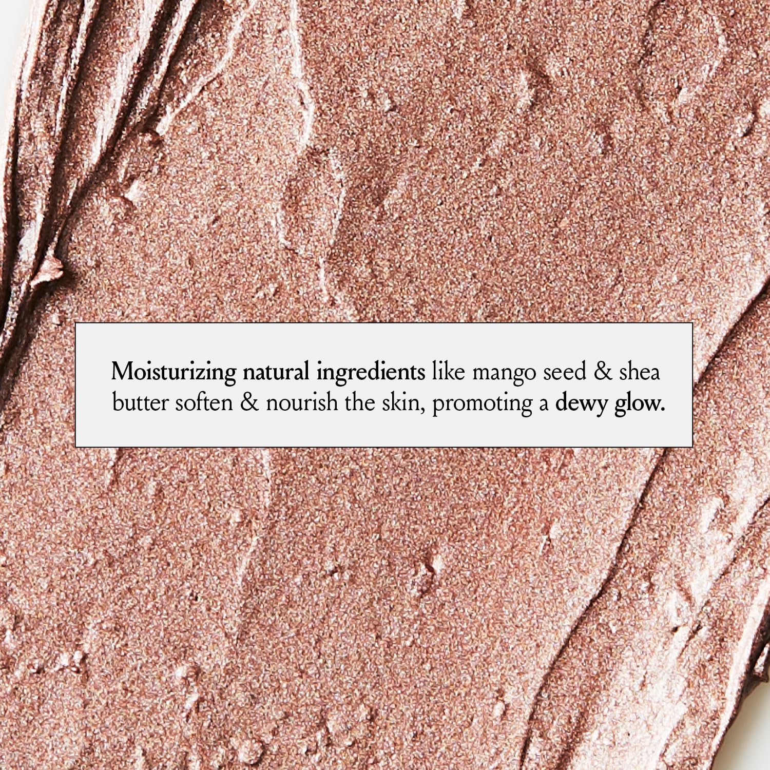 BOOM! Boomstick Glimmer decolletage-eyelids adds subtle shimmer and dimension.