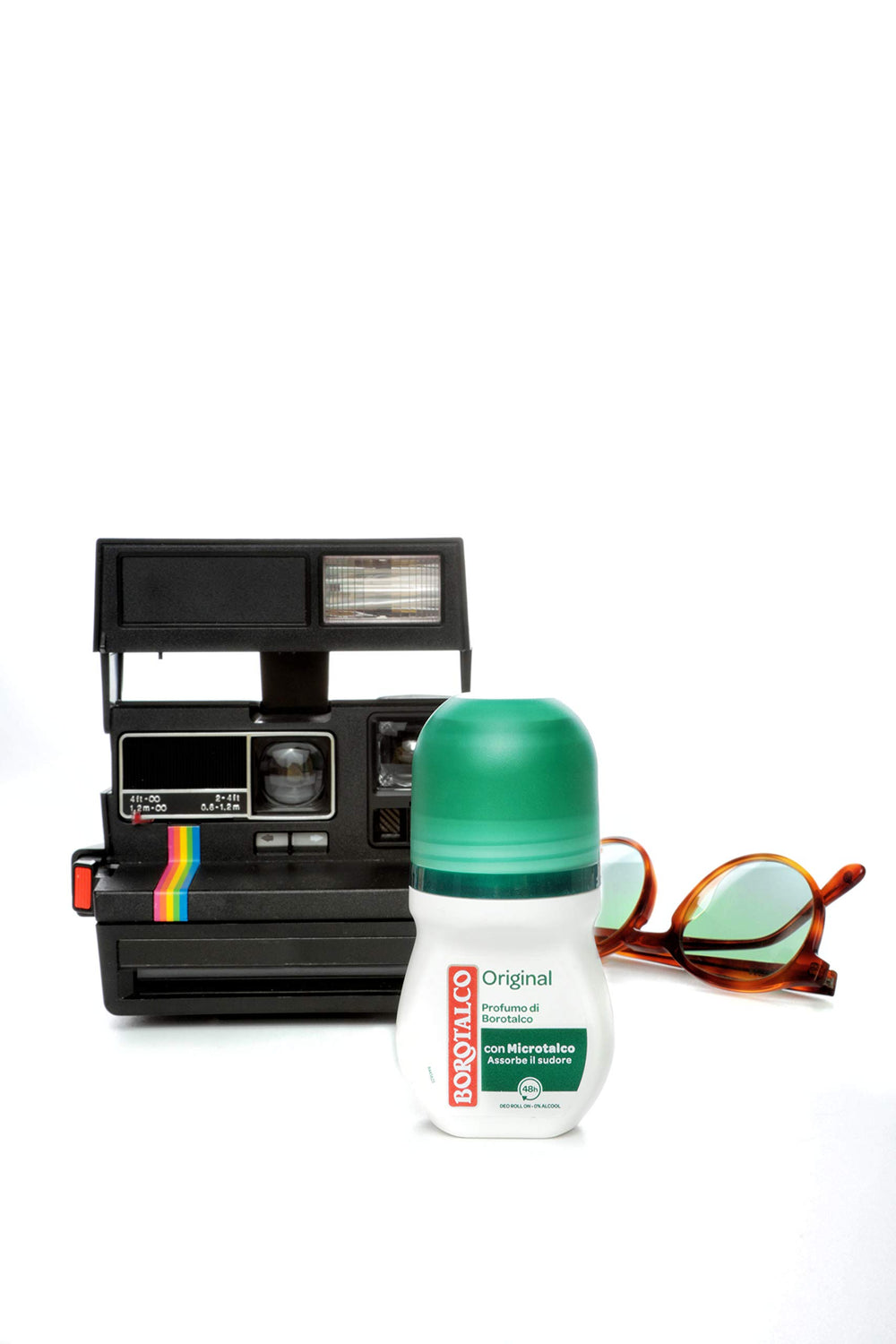 Borotalco Deodorant Roll-On Original dry-finish image suggests all-day comfort.