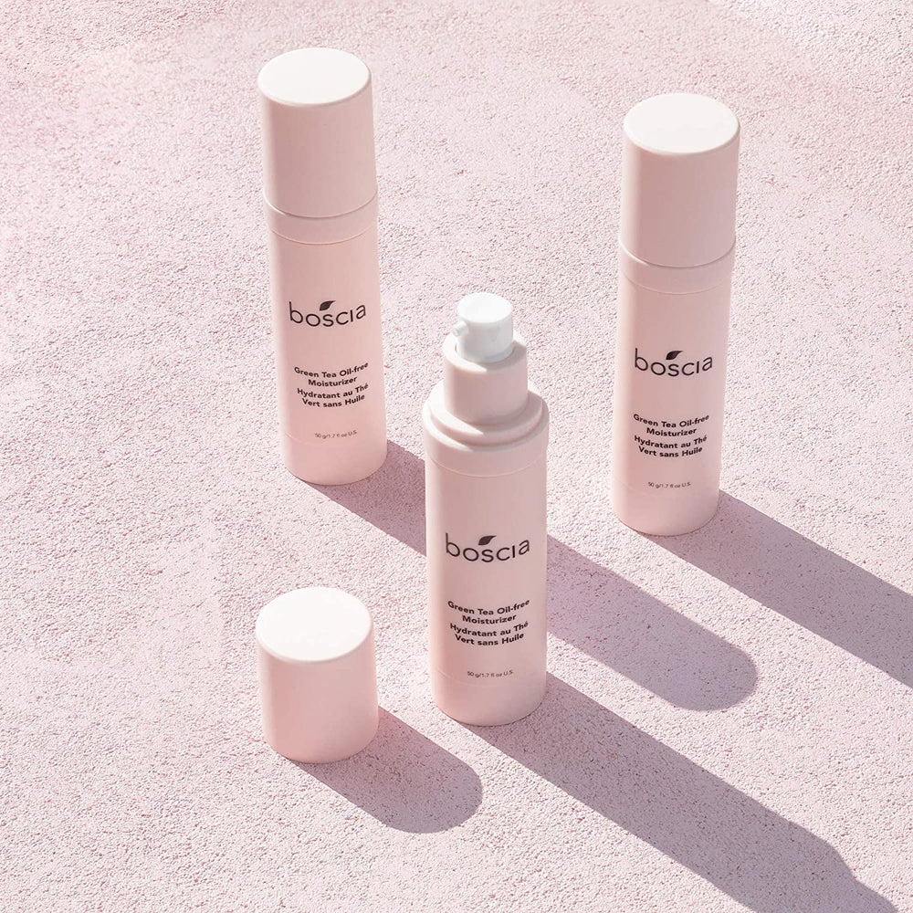 Packaging image of Boscia Green Tea Oil-Free Moisturizer ready for travel.