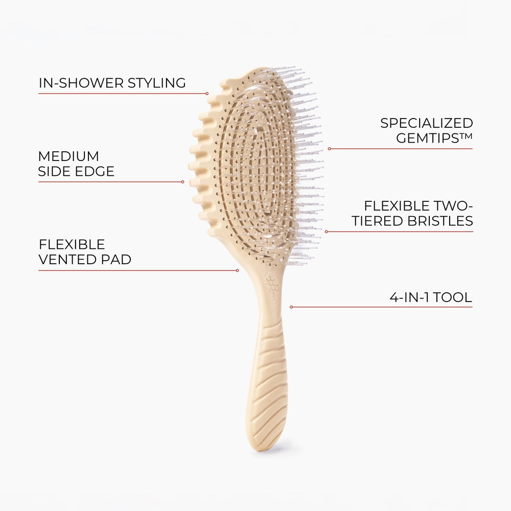 Bounce Curl two-tiered bristles detail showing bristle lengths that ease detangling on varied hair