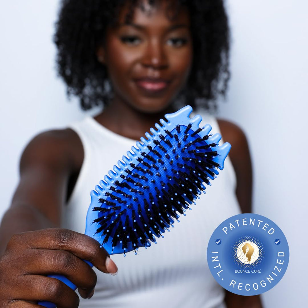 Bounce Curl Volume EdgeLift Brush durability pad closeup suggests long-lasting styling sessions.