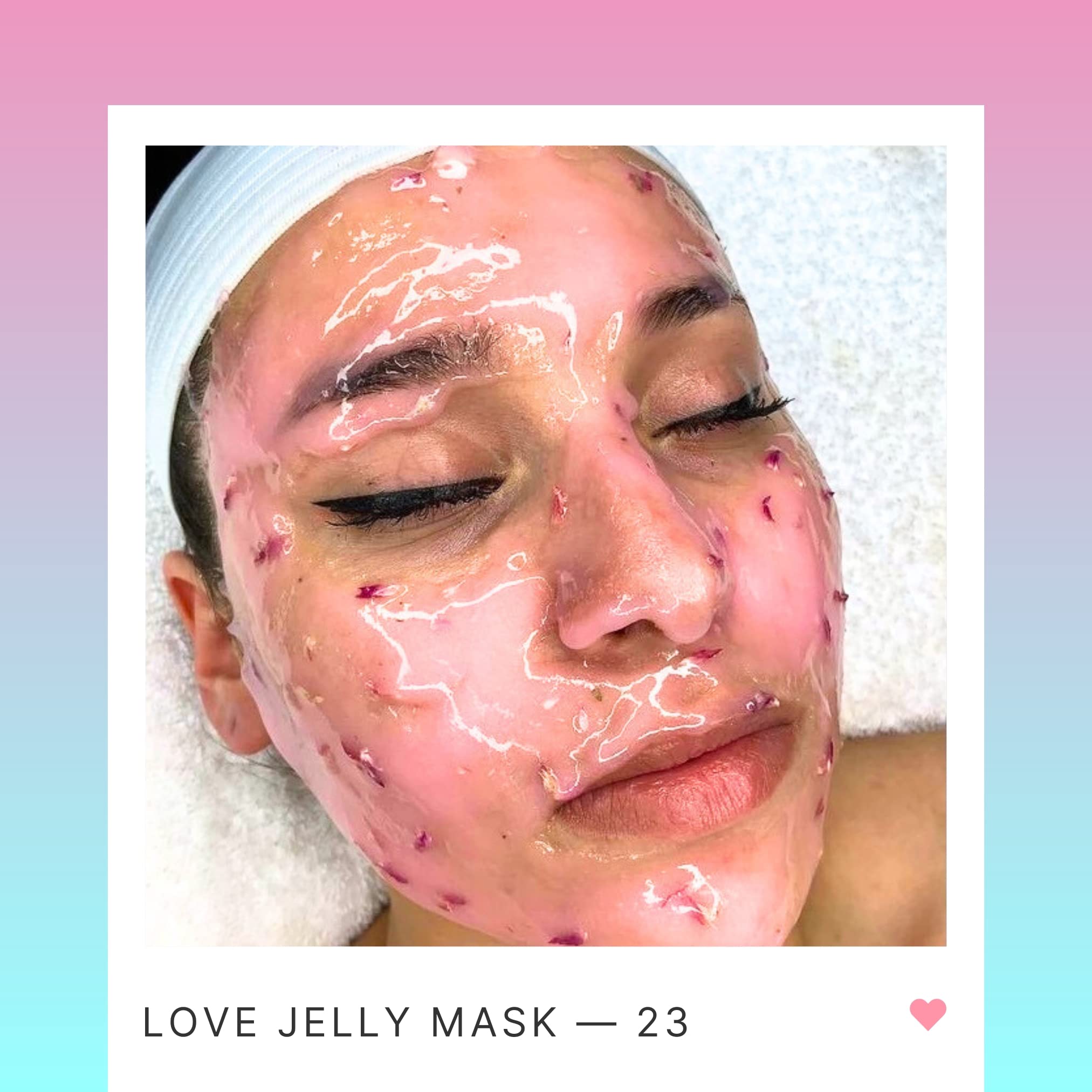 BRÜUN jelly mask application demo shows even layer and smooth finish.