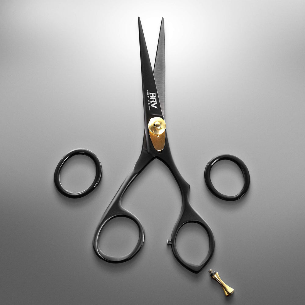 BRV MEN right handed ergonomic scissors in use demonstrate comfort