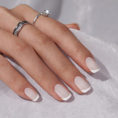 BTArtbox adhesive tabs demonstrating quick, portable nail changes for events.