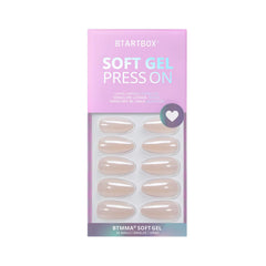 BTArtbox compact storage box with 15-nail set.