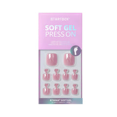 BTArtbox honey trap nails with glue and tabs for easy at-home application.