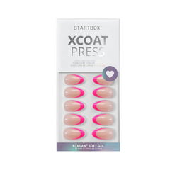 BTArtbox kit shows included nail glue and tabs for secure adhesion.