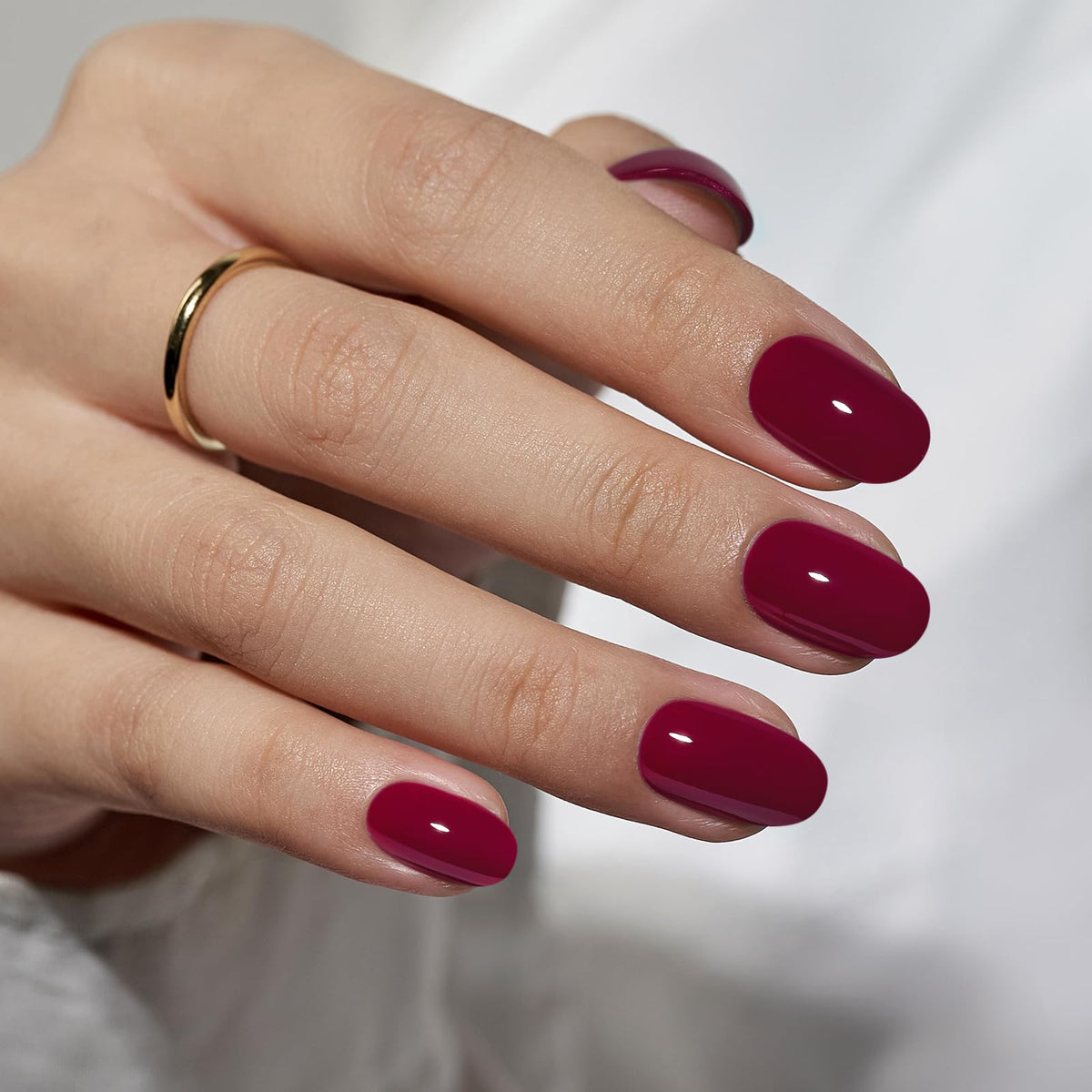 BTArtbox press-on nails short red grape oval with glossy gel finish for fast DIY manicures.