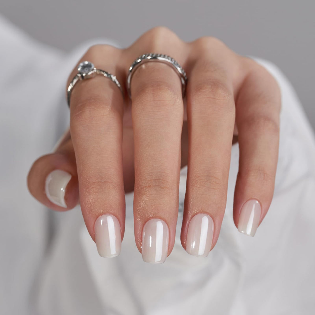 BTArtbox press-on nails short Vanilla Glazed offer quick glam for daily wear.