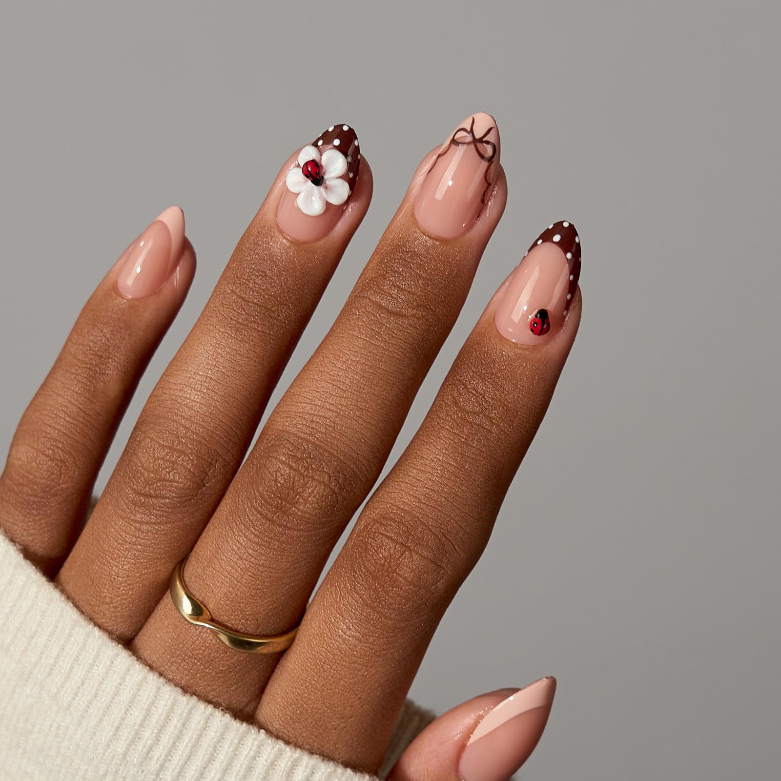 BTArtboxnails XCOATTIPS pre-applied primer and base coat for faster results