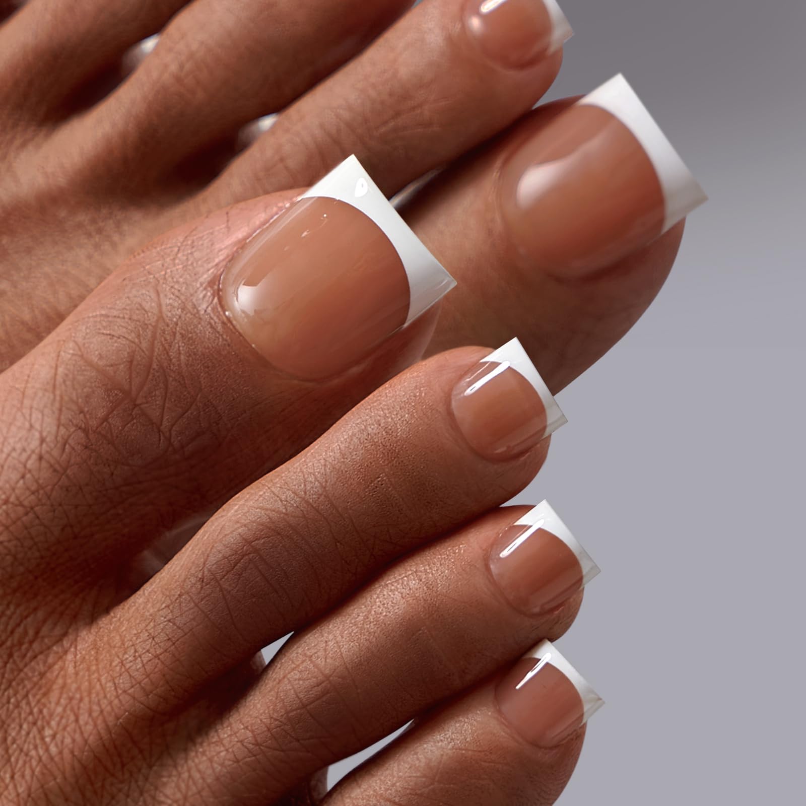 BTARTBOXNAILS XCOATTIPS six big-toe sizes ensure a precise, comfortable fit.