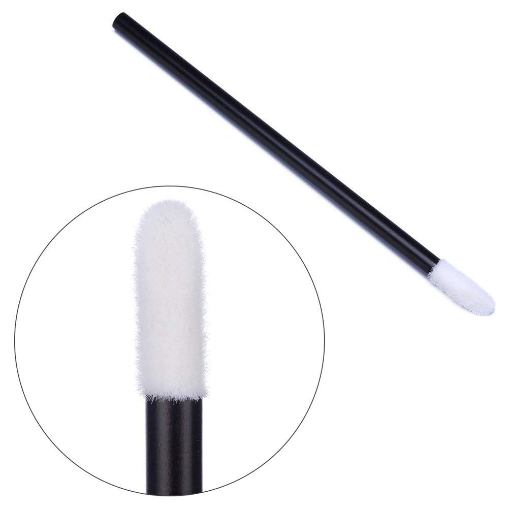 BTYMS disposable lip wand close-up showing the doe-foot tip for precise lipstick application.