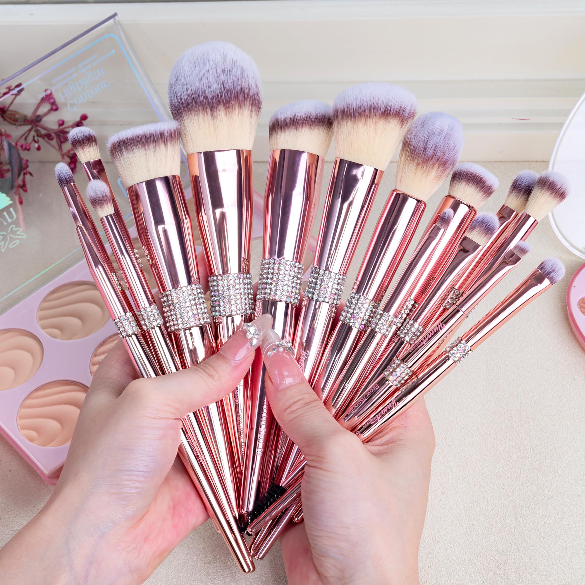 Bueart Design 16Pcs highlighter brush for radiant glow.