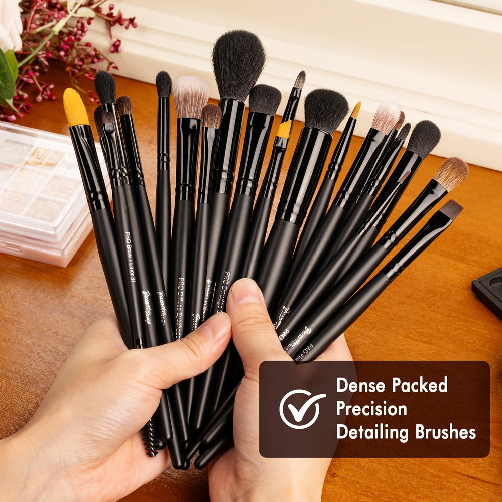 Bueart Design blush brush provides seamless color and blend