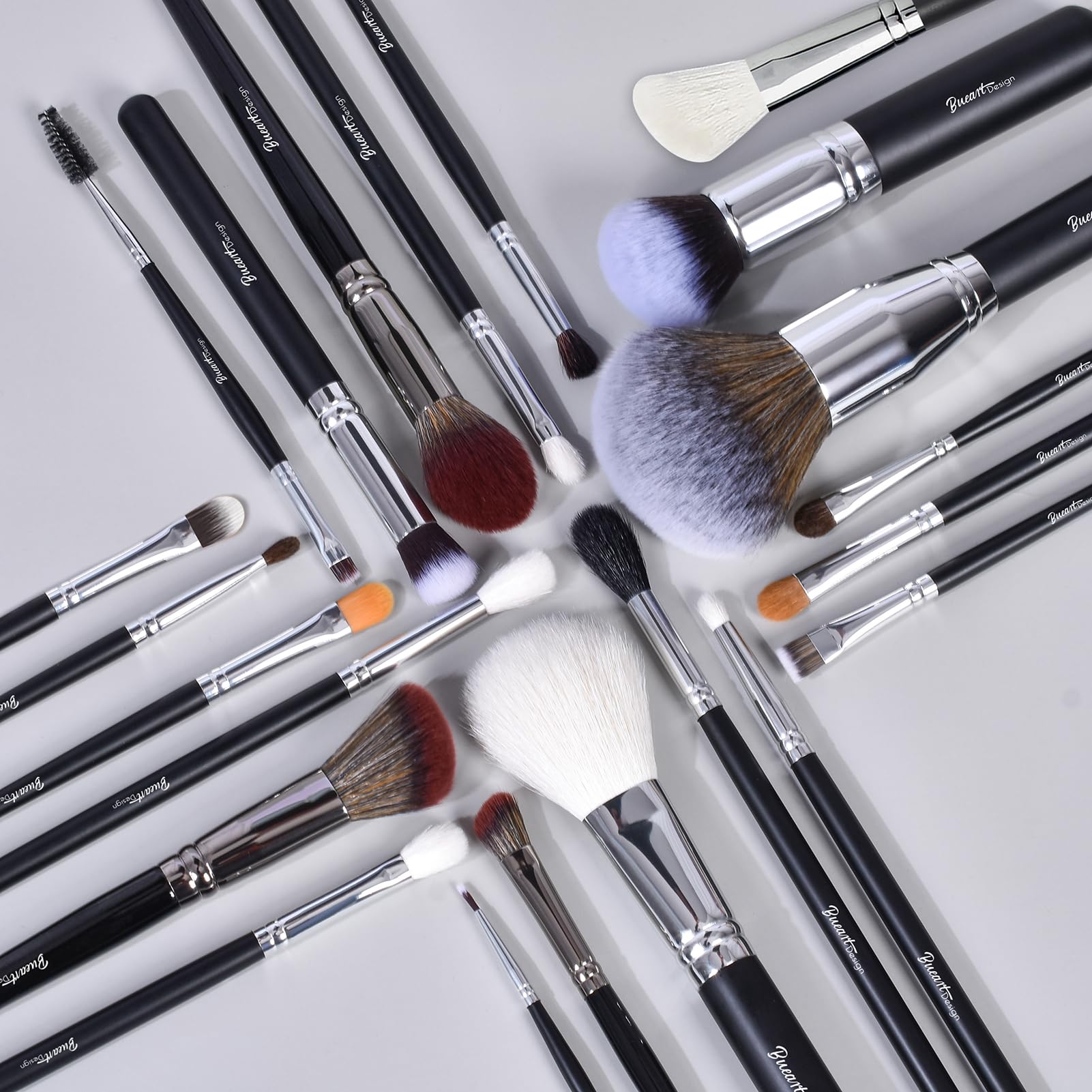 Bueart Design deluxe case keeps brushes organized and ready for studio or travel use.