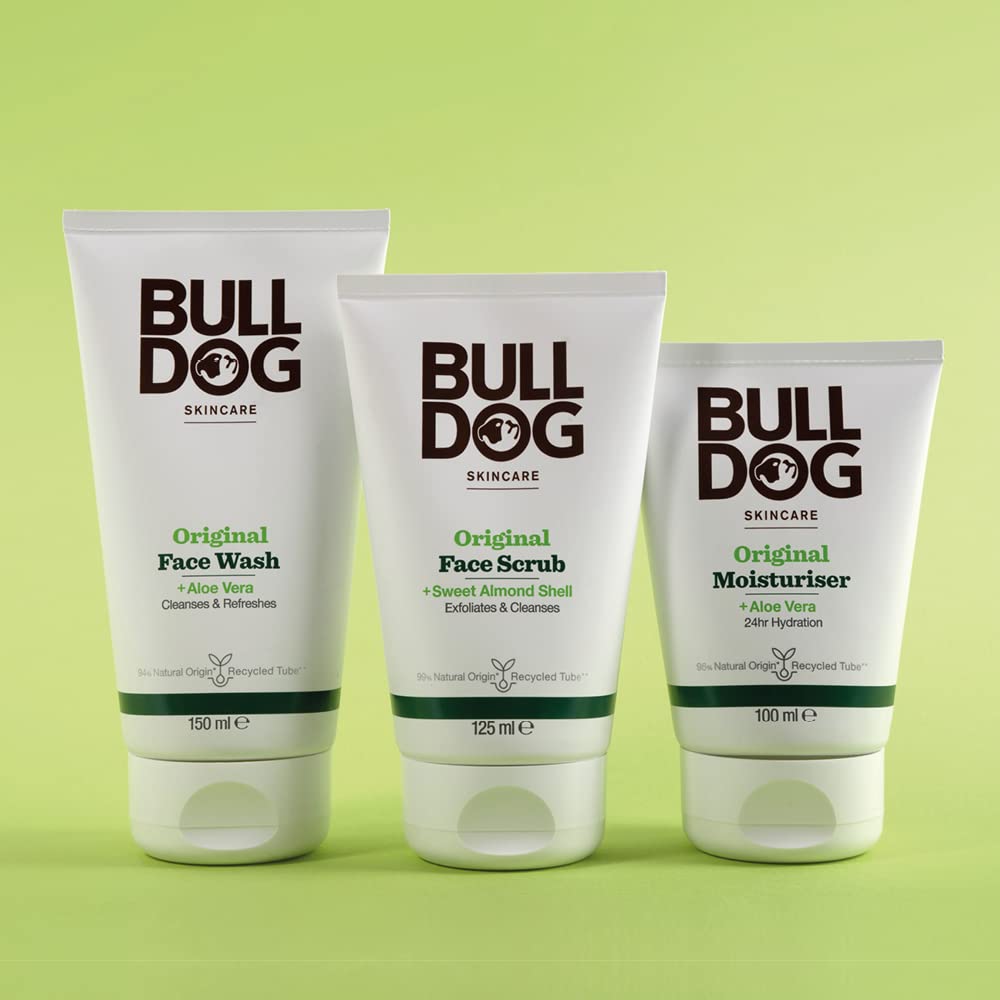 Bulldog Original Moisturiser green tea leaf extract visual emphasizing antioxidant skincare