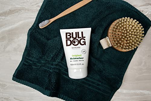 Bulldog Original Moisturiser hands applying cream for morning and night routine