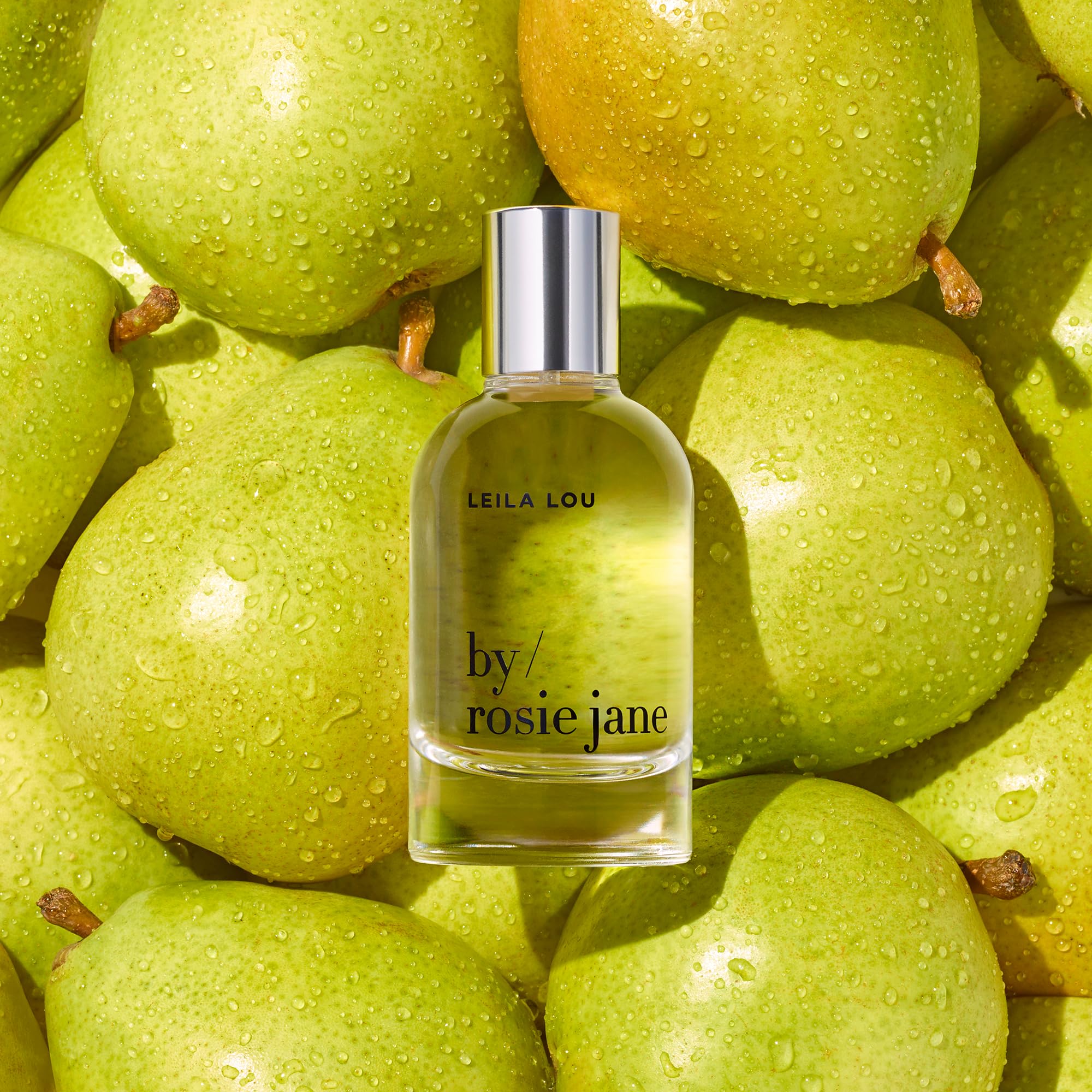 By Rosie Jane Leila Lou skin-application scene, ideal for light refreshing layer