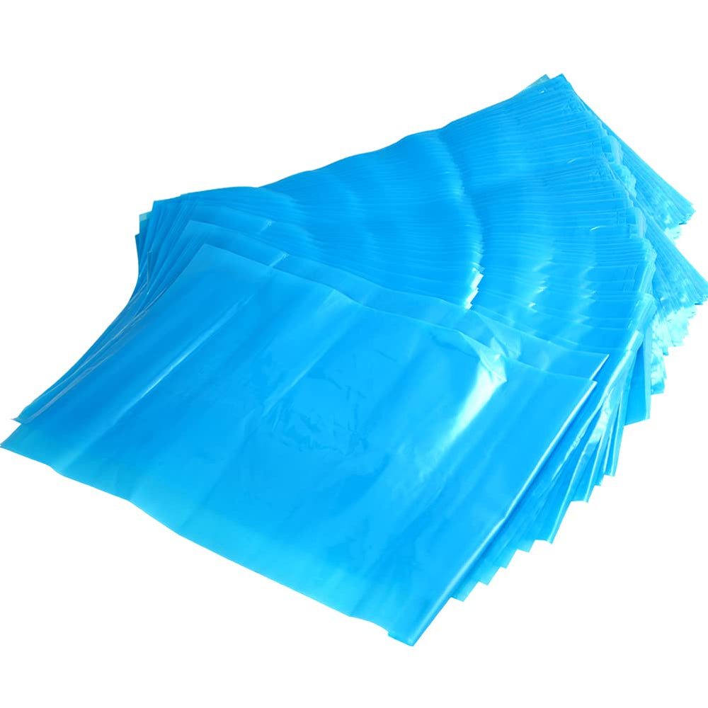 Bysiter clear polyethylene material highlights liquid level visibility during prep.