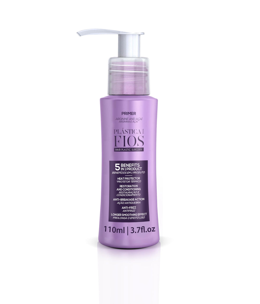 CADIVEU Plastica Dos Fios frizz humidity closeup communicates control.