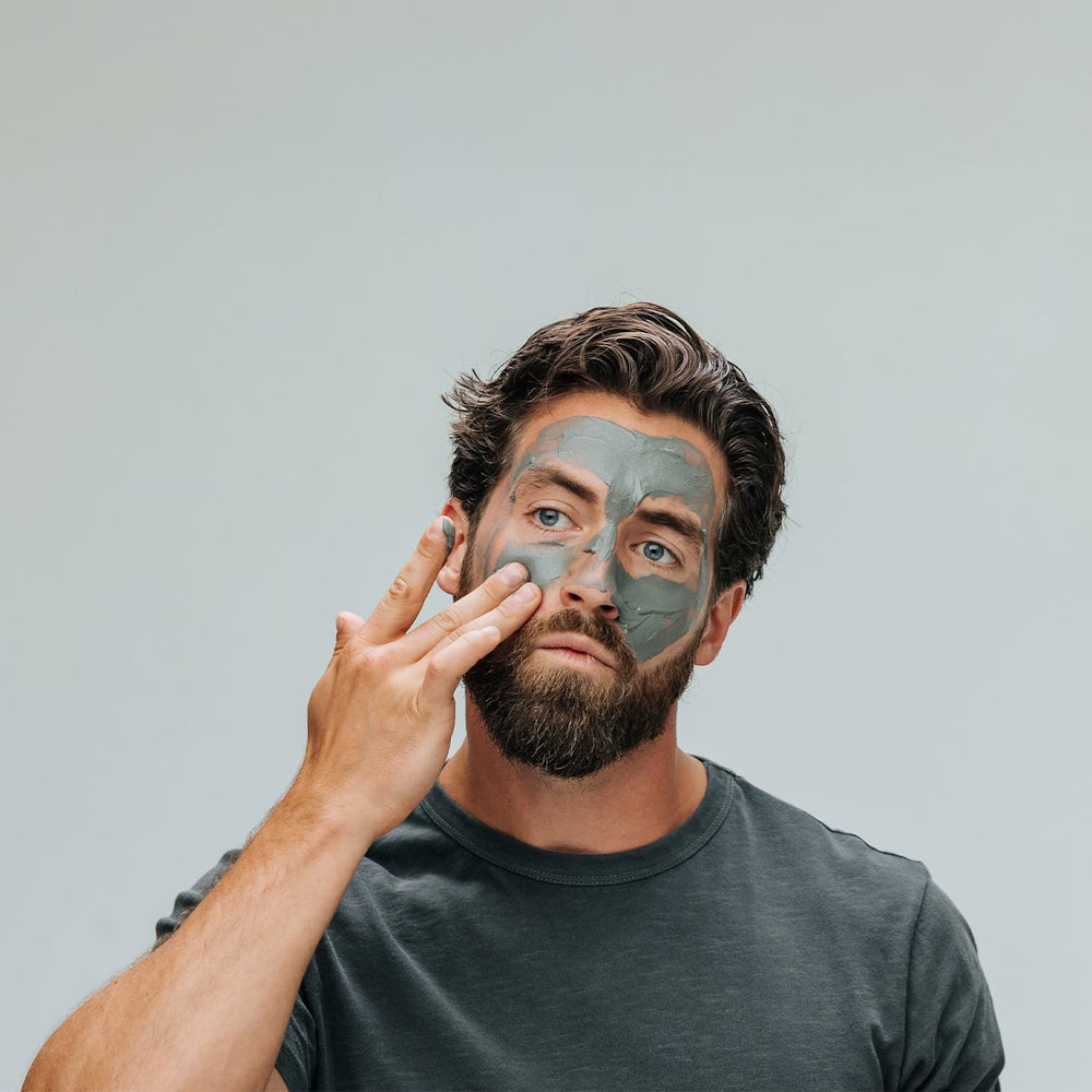 Caldera + Lab The Deep clay-mask application demonstrates even spread and gentle exfoliation.