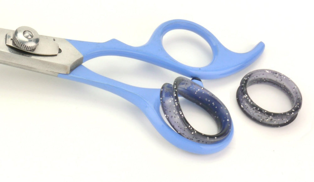 Calming Clipper storage bag and brush keep tools organized for quick routines.