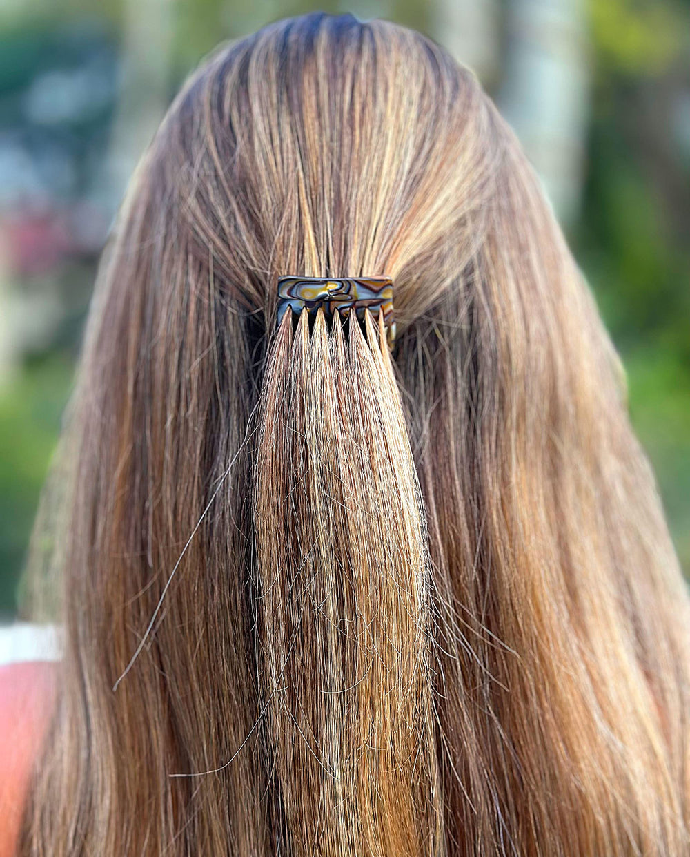 Camila Paris CP2332/2 twist-detail highlights secure hold for sleek updos