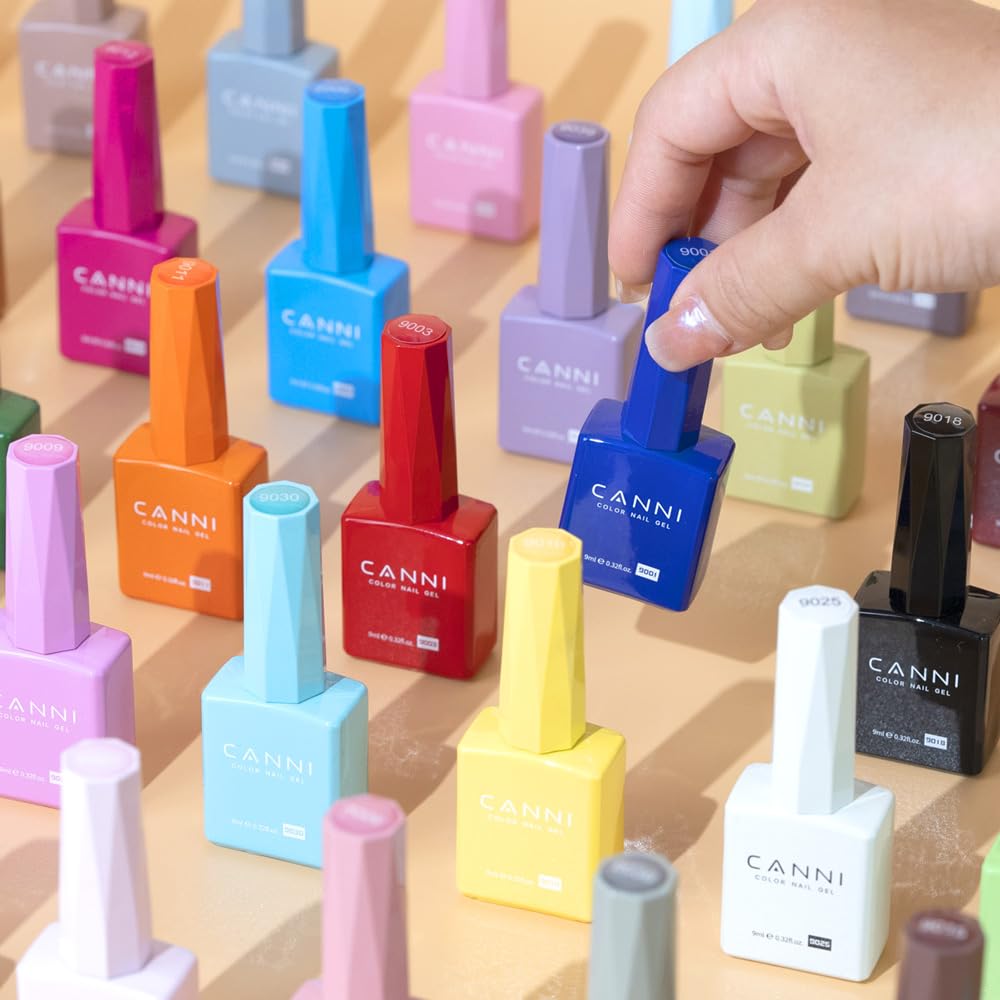 CANNI finish close-up showcases shiny mint gel polish
