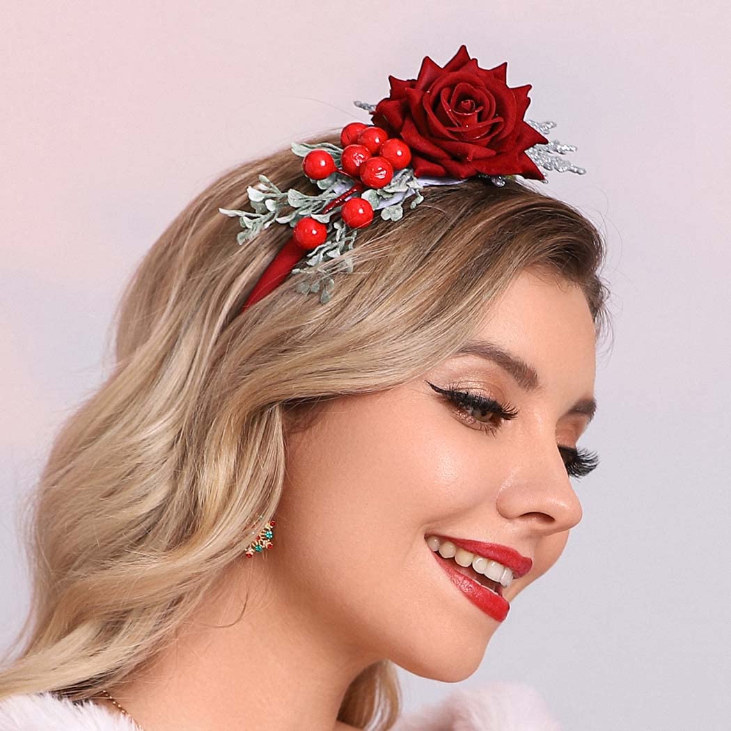 Catery Christmas deer headband provides classic holiday mood for outfits