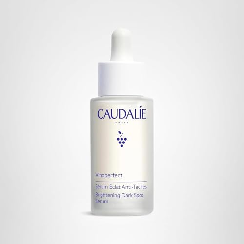 Caudalie serum usage on neck and décolletage supports a coordinated routine
