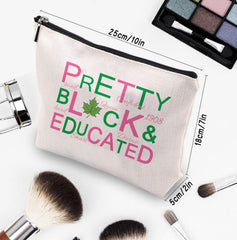 CEASQVAA multifunctional bag ready to organize travel cosmetics and small items.