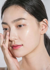 Celimax Noni Fruit Extract close-up emphasizes mineral-rich nourishment for skin.