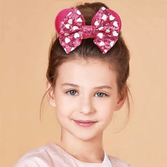 CellElection christmas style scrunchie pairs with holiday looks and gifts.