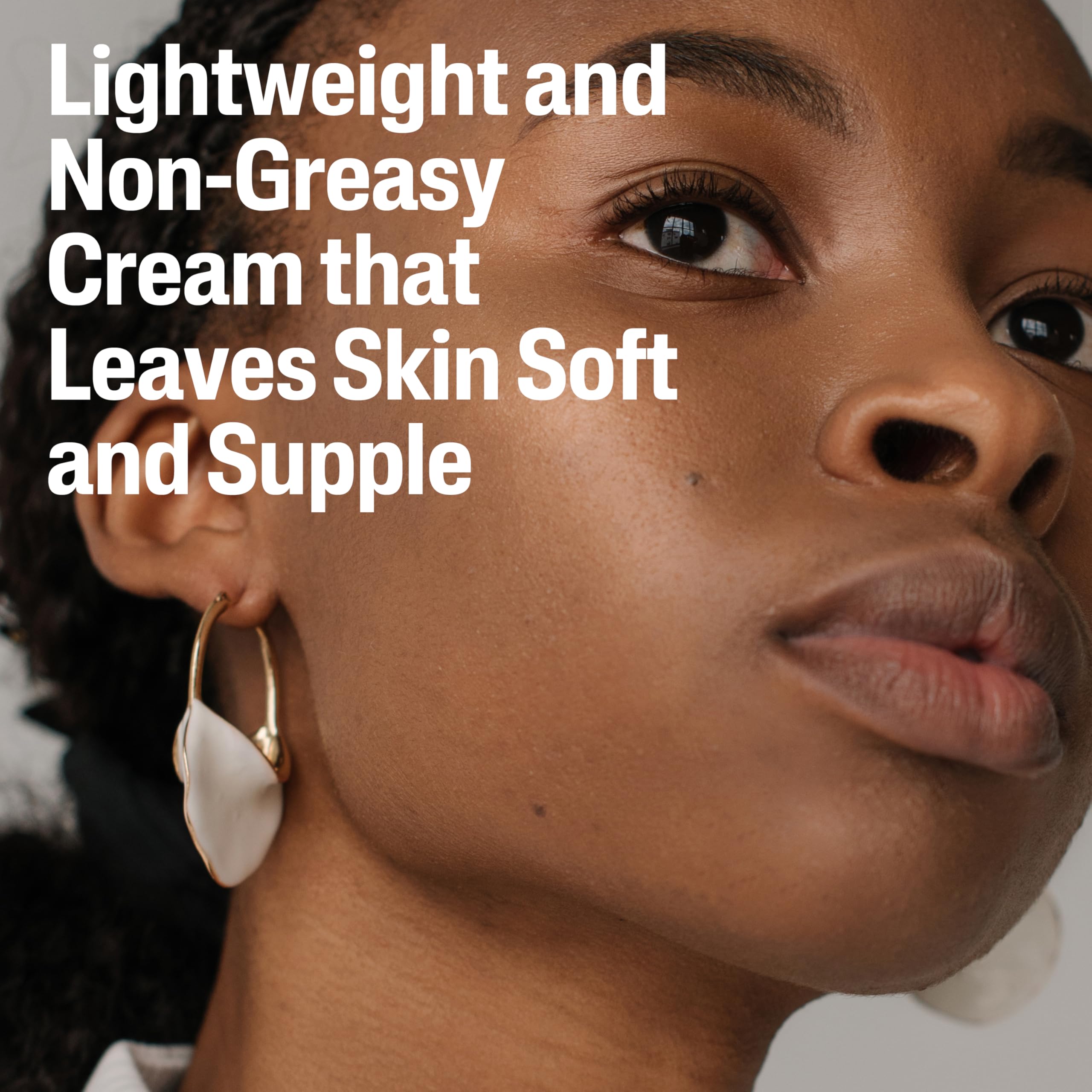 Application demo of light, quick-absorbing hydrating cream