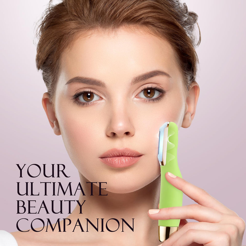 CEVEK Sonic Dermaplane Razor packaging-branded box communicates quality and care.
