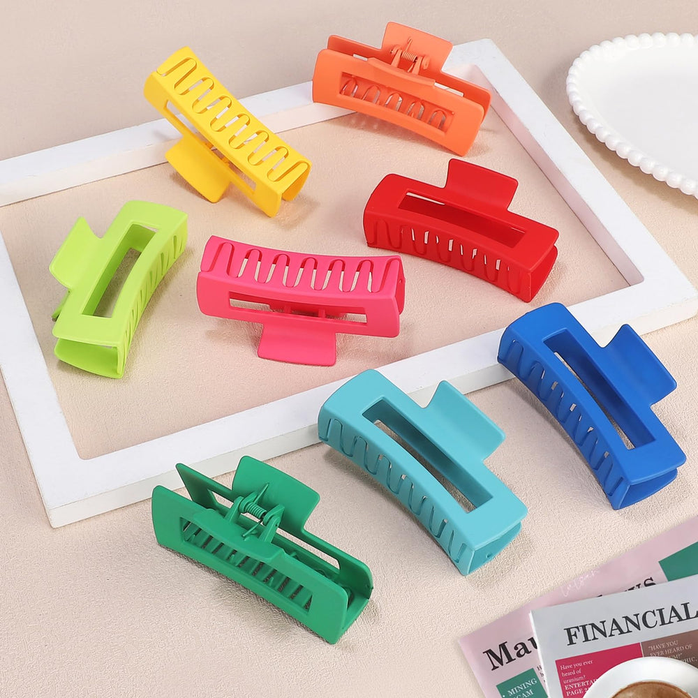 CHANDAT Dopamine 4.1-inch sky blue rectangle hair clip brightens styling with non-slip hold.