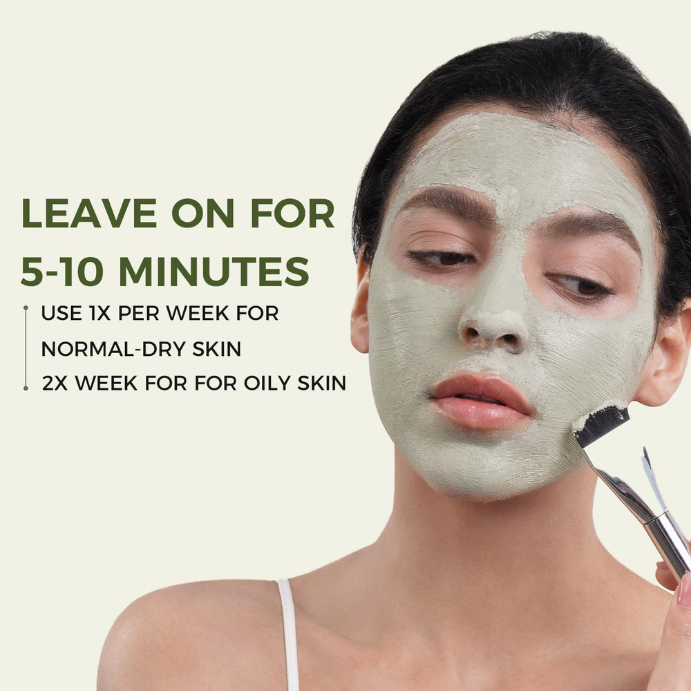 CHANDO HIMALAYA Pore-tightening Zinc detail hints at refined pores and oil control.