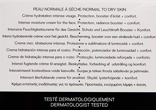 CHANEL Hydra Beauty Creme 50g application scene illustrating silky texture for daily use.