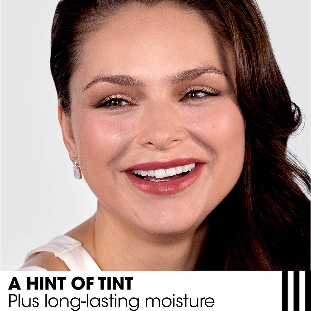 ChapStick Total Hydration Tint Coral Blush application shows smooth, even color for lips.